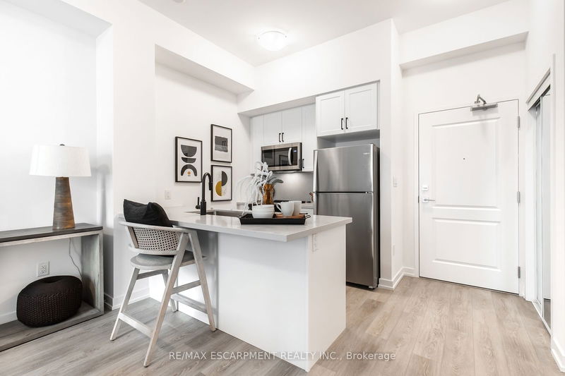 home for sale on 114-470 Dundas Street E