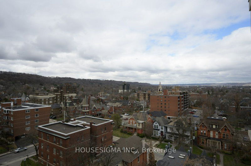 home for lease on 1001-85 Robinson Street