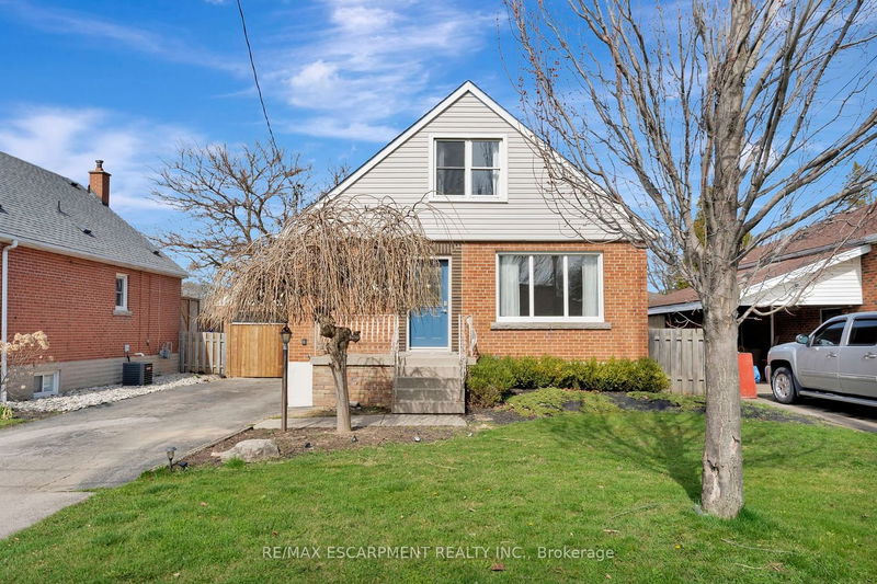 home for sale on 92 East 43rd Street