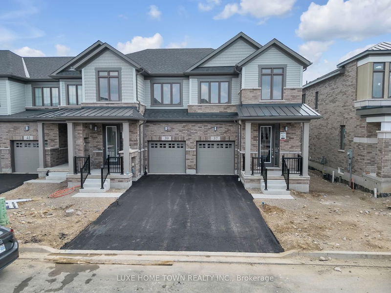 home for sale on 37 Blacklock Street