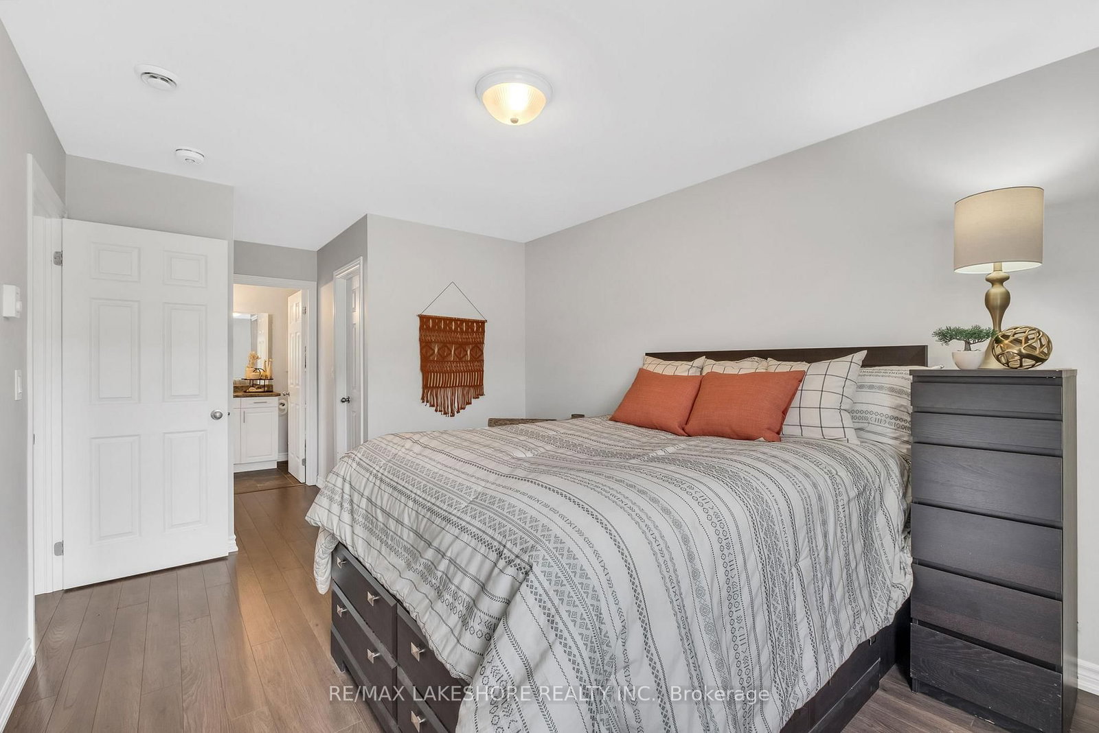 440 Lonsberry Drive, Unit 206 - Photo 17