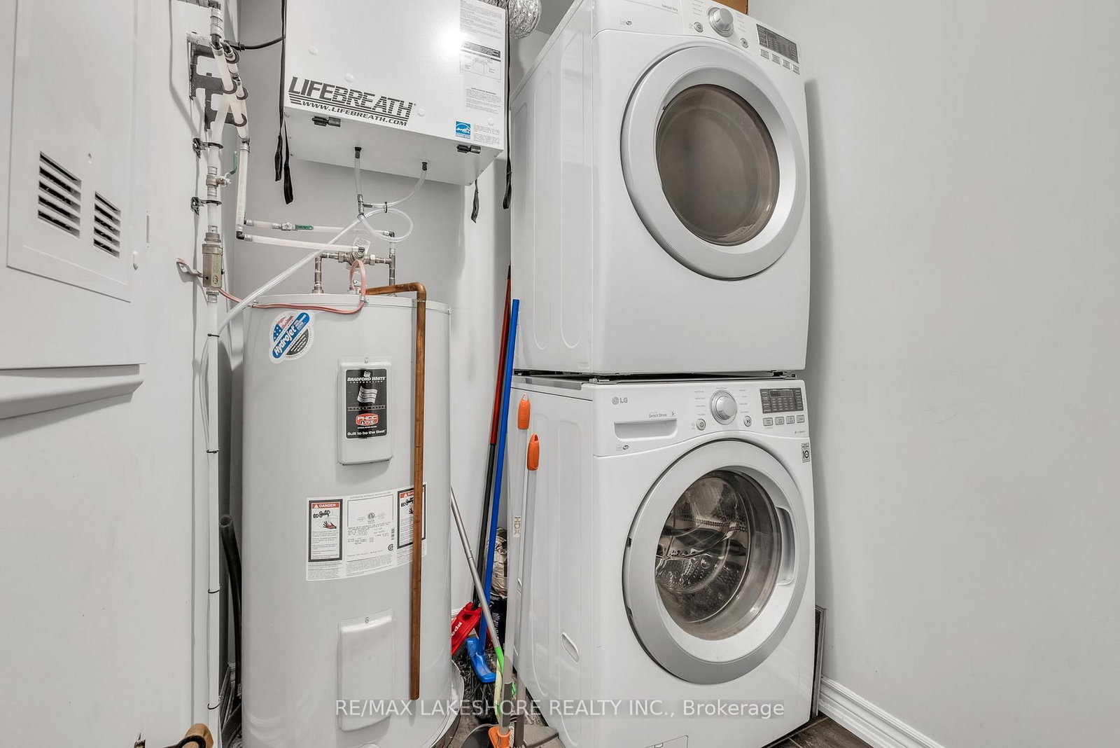 440 Lonsberry Drive, Unit 206 - Photo 23