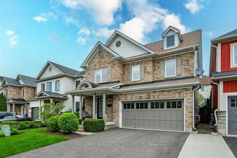 home for sale on 15 Fiddlehead Crescent