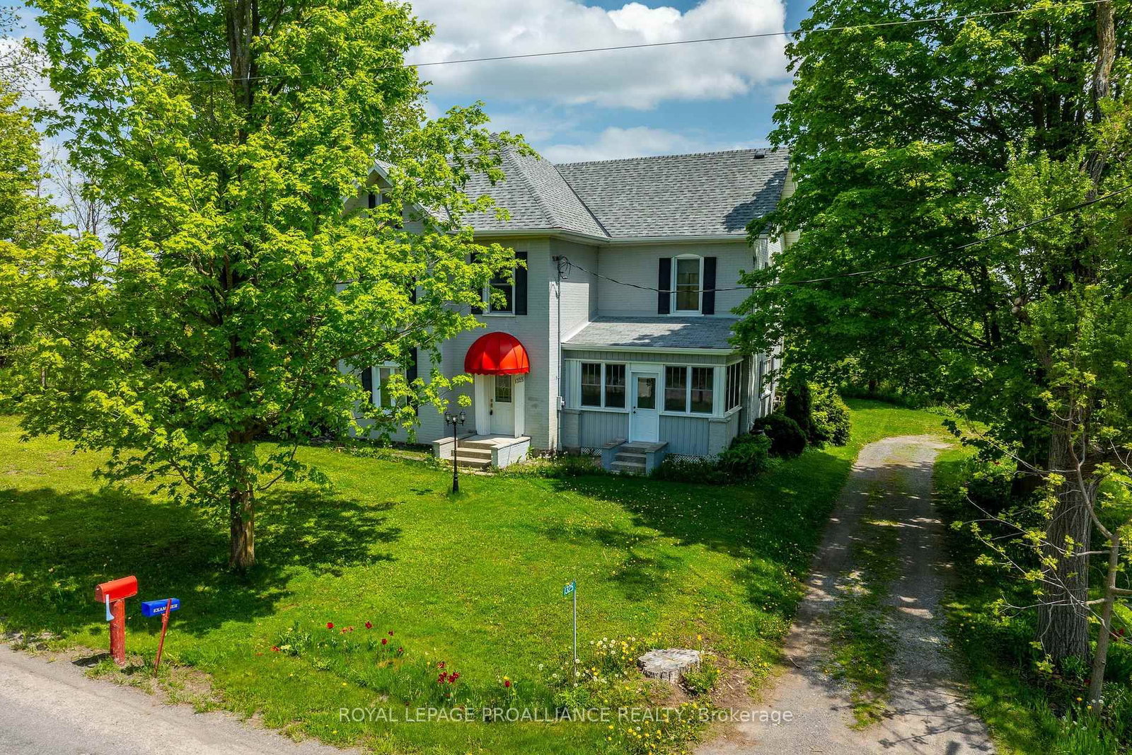 Listing Image 3