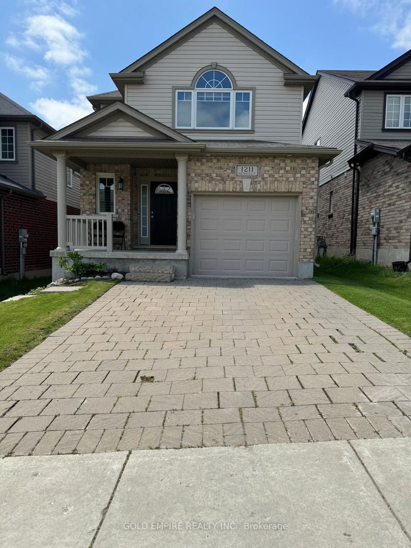 home for lease on Main-1211 Whetherfield Street