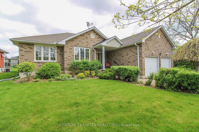 home for sale on 1640 Waddell Avenue