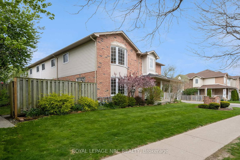 14 - 485 Green Rd, Hamilton, L8E 6A7 | Image 2