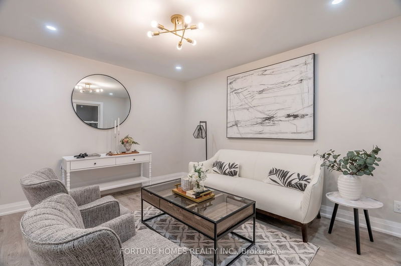 home for sale on 118 chetwood Street