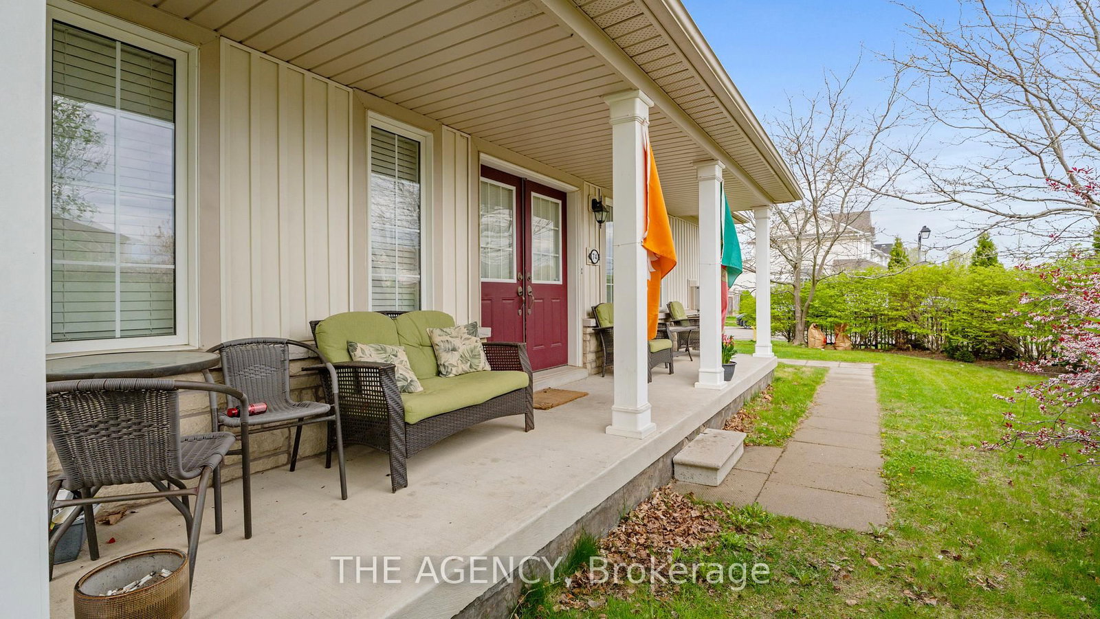 Listing Image 3
