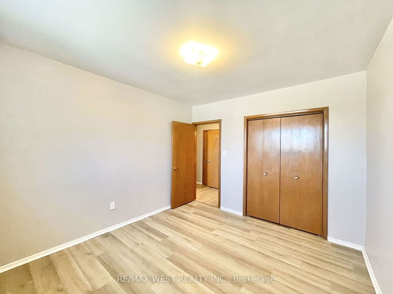 770 Hughson St  Woodstock, N4S 4P5 | Image 23