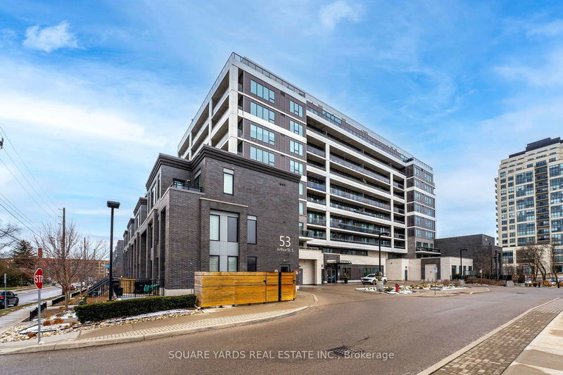 home for sale on 404-53 Arthur Street S