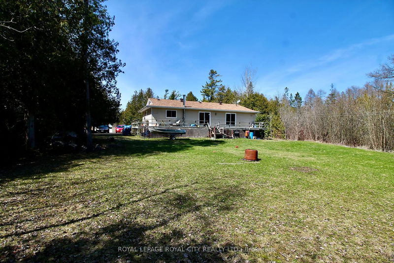 12 Nicholas St  Northern Bruce Peninsula, N0G 2R0 | Image 21