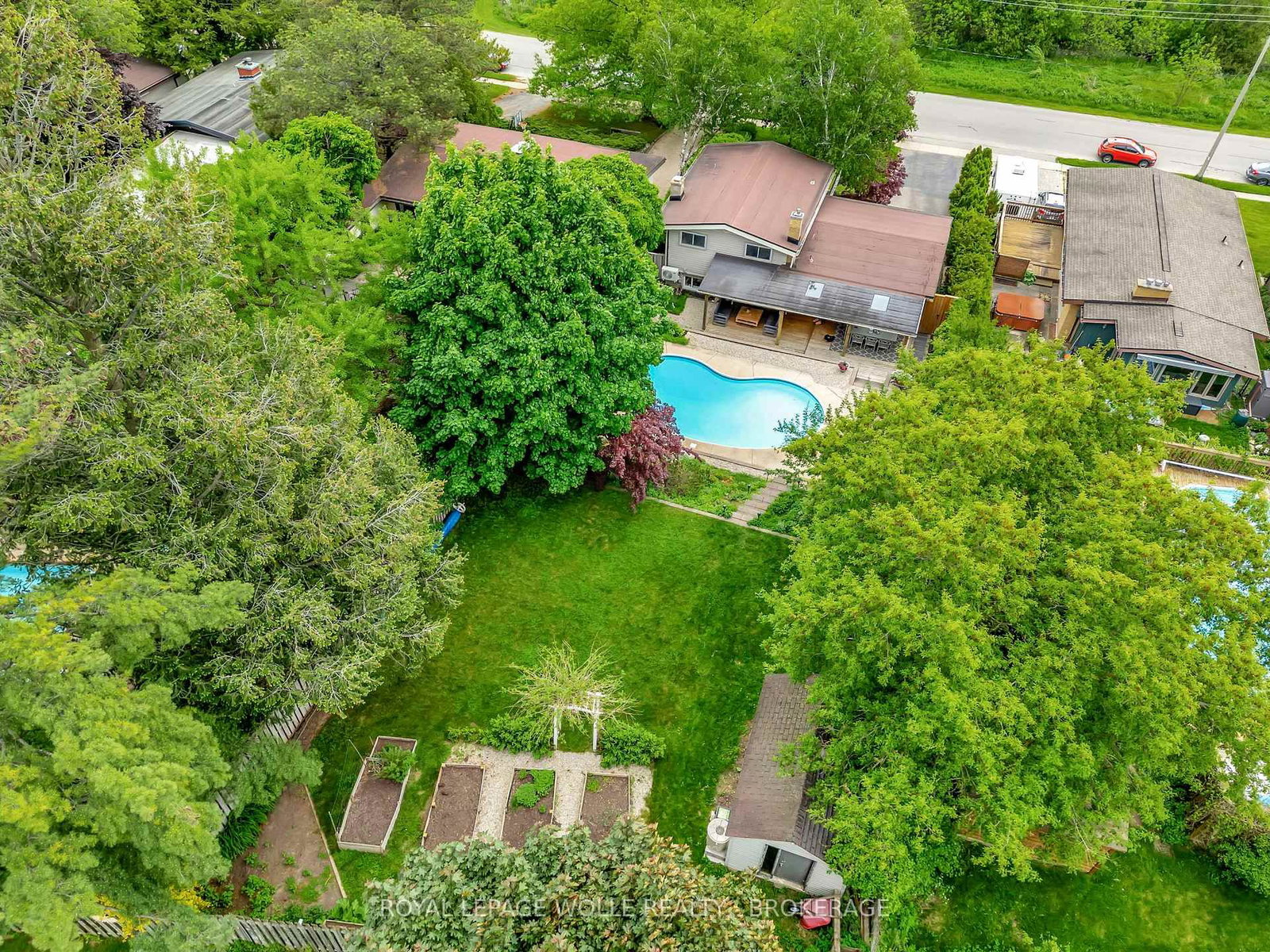 Listing Image 7