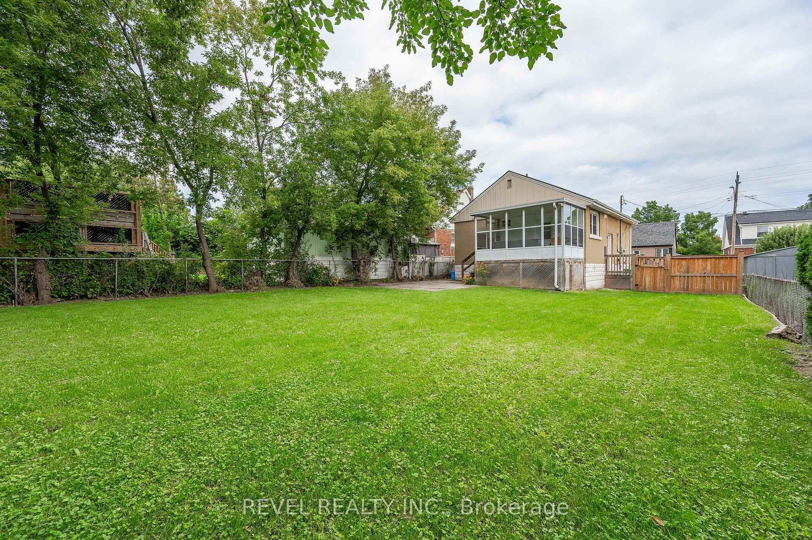 Listing Image 33