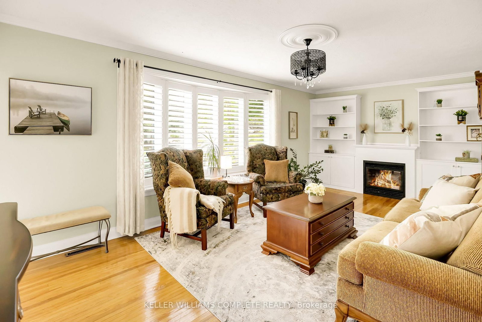 Listing Image 5