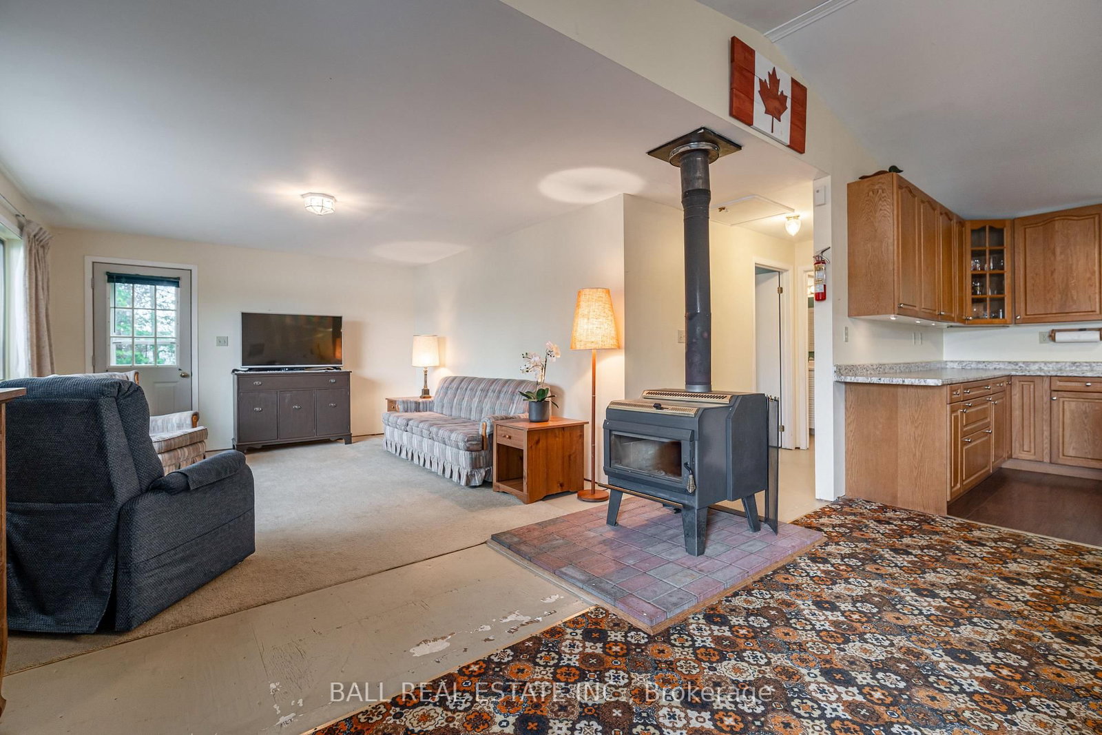 Listing Image 12