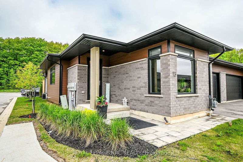 home for sale on 13-300 Richmond Street