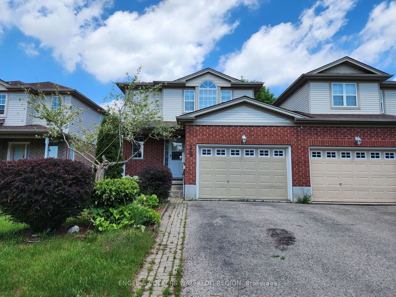 home for lease on 579 Dansbury Drive