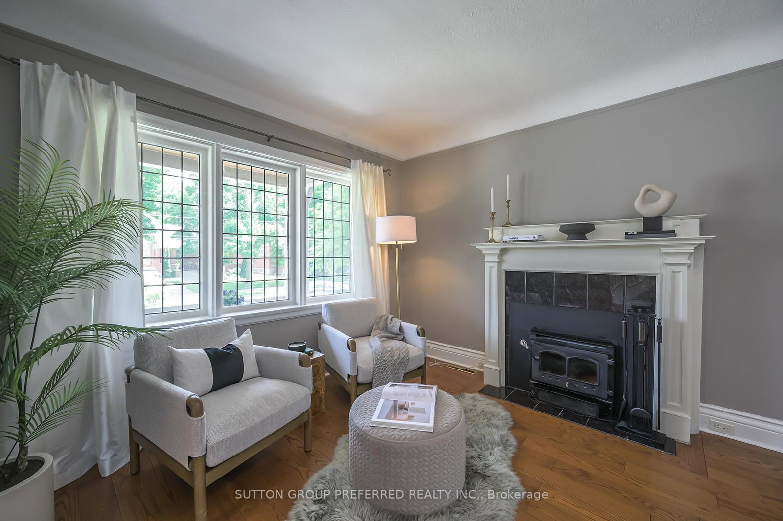 Listing Image 9