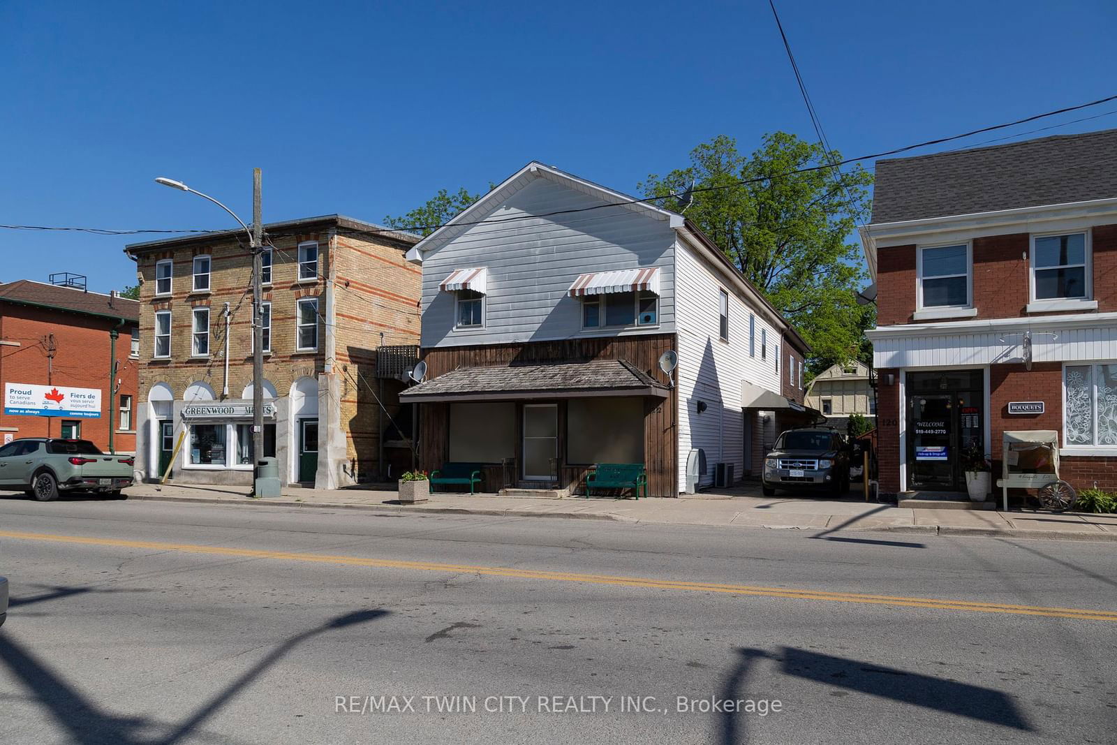 Store W/Apt/Office for sale at 122 KING Street, Brant, Burford, N0E 1A0 - MLS: X8368944