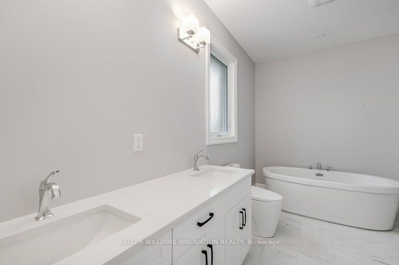 705 Hollinger Dr S North Perth, N4W 3V2 | Image 22