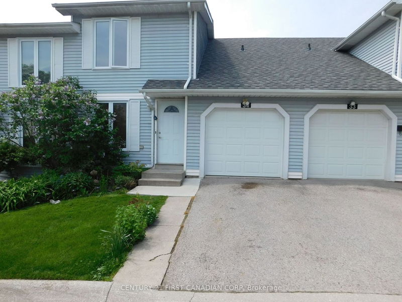 home for lease on 34-120 Centre Street
