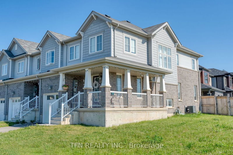 home for sale on 144 Maclachlan Avenue