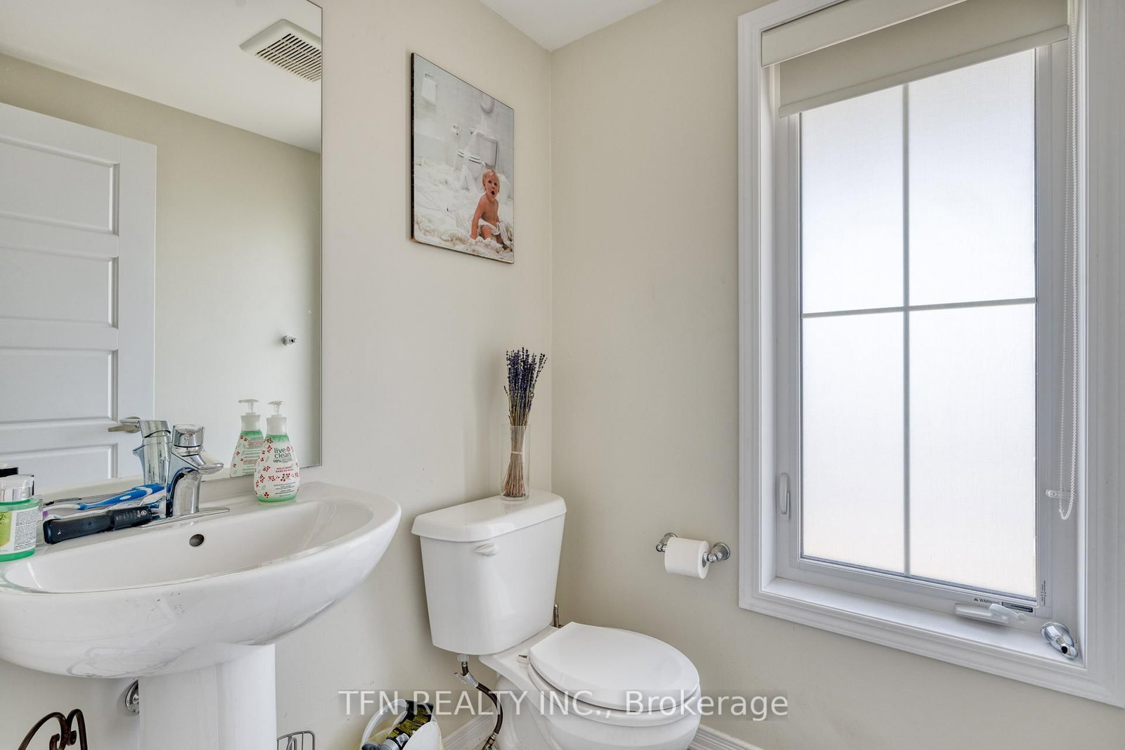 144 Maclachlan Avenue - Photo 16