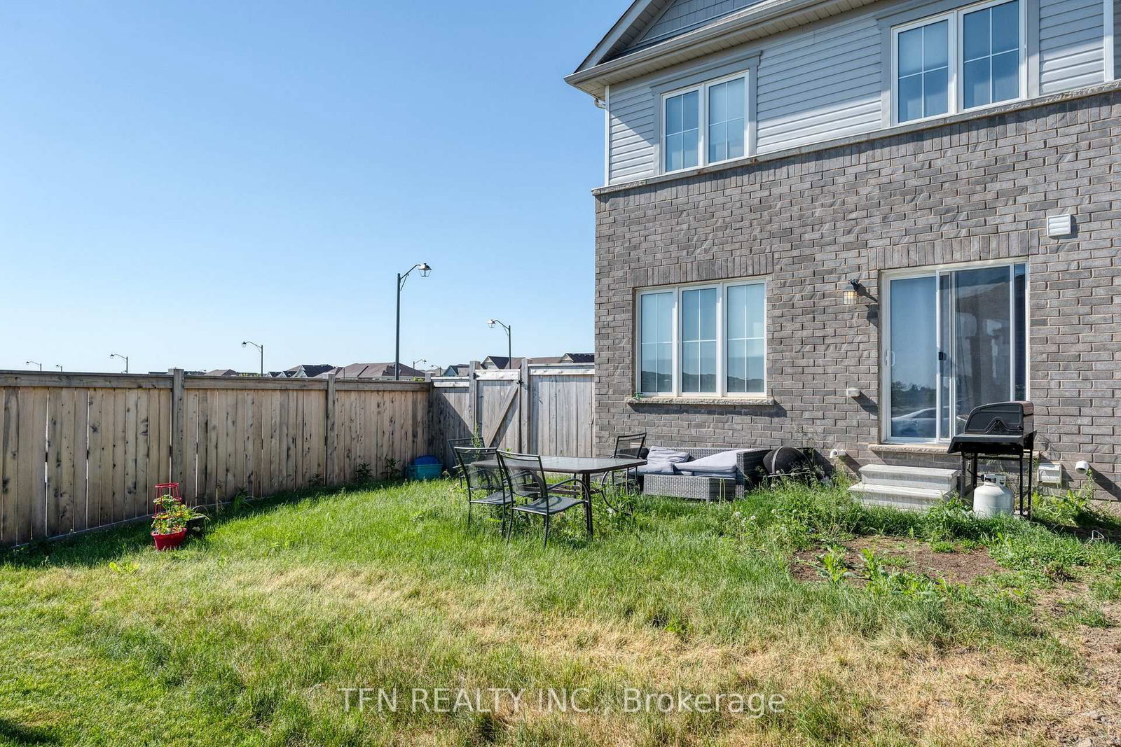 144 Maclachlan Avenue - Photo 27