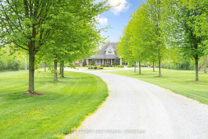 5045 Michener Rd, Fort Erie, L0S 1R0 | Image 2