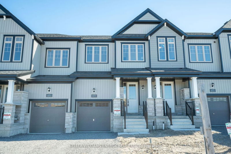 home for lease on 653 Pollock Grve