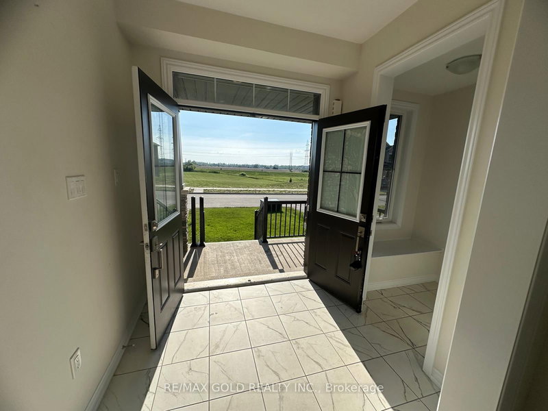 121 Explorer Way, Thorold, L2E 6S4 | Image 3