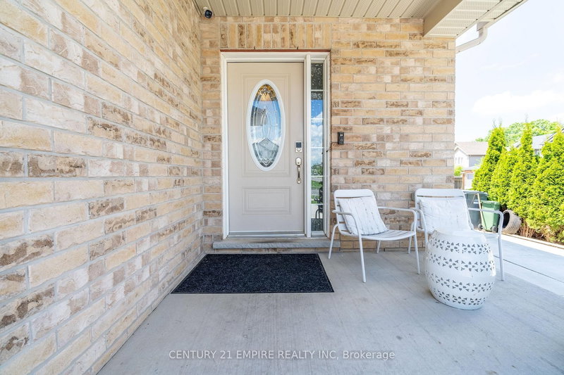 224 Fleming Rd N, Guelph, N1E 0K7 | Image 3