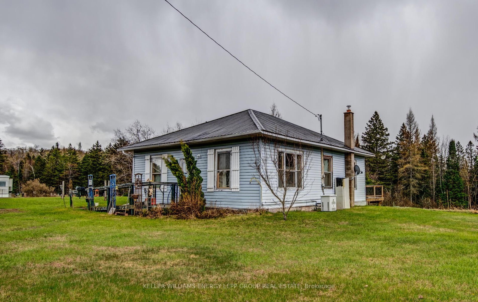 Listing Image 8