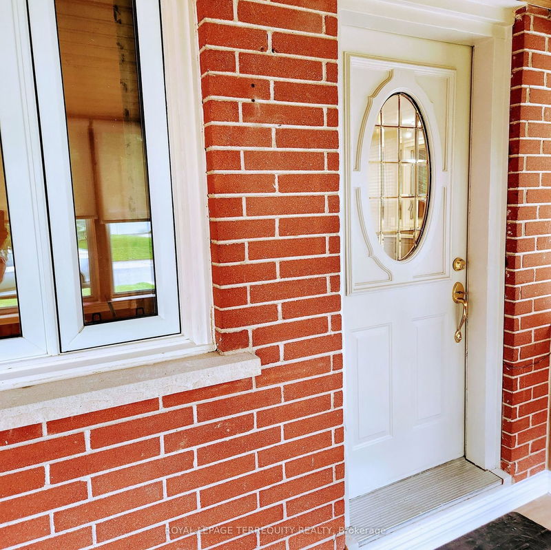 home for lease on Main-402 Summerhill Drive