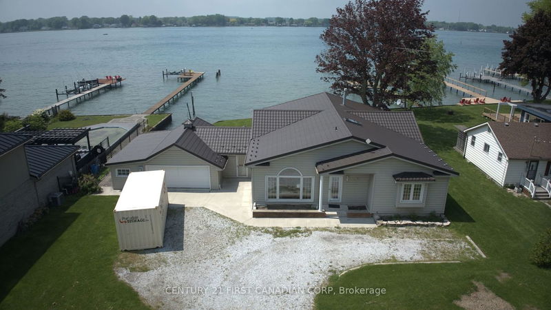 3877 St Clair Pkwy  Lambton Shores, N0P 2B0 | Image 9