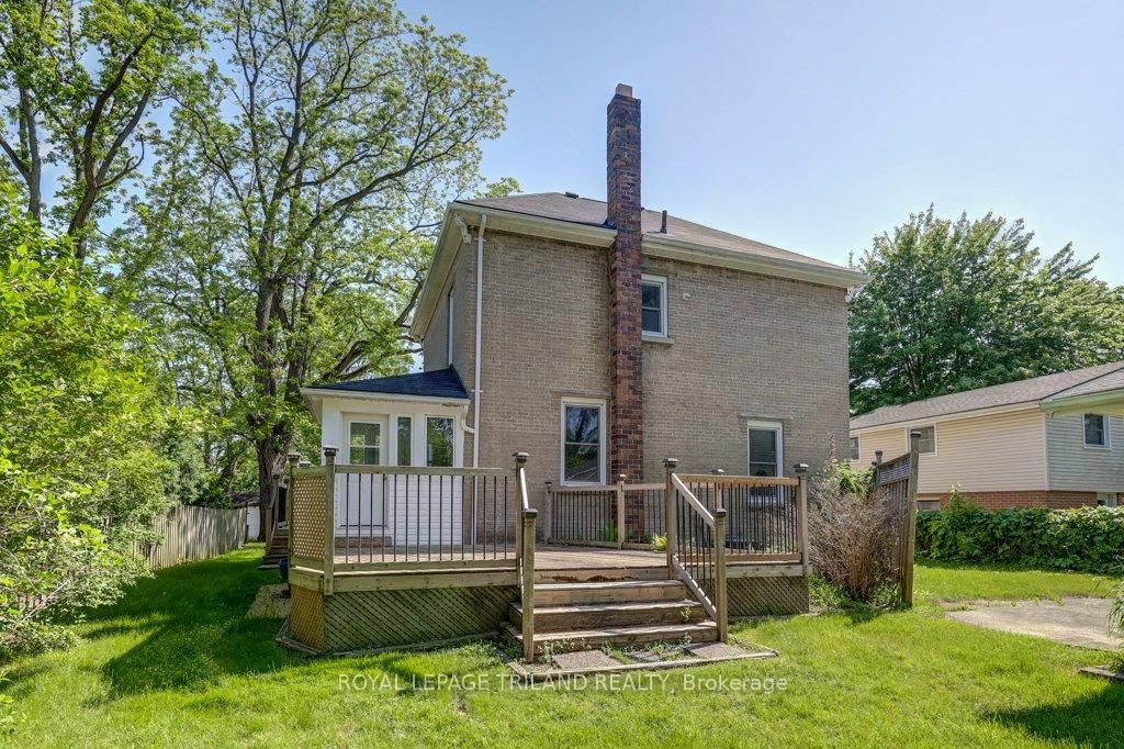 Listing Image 7