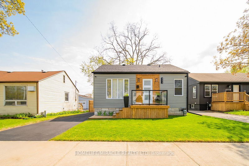 home for lease on 6238 Churchill Street