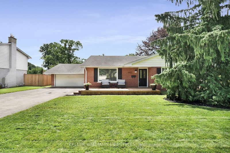 home for sale on 682 Santa Monica Road