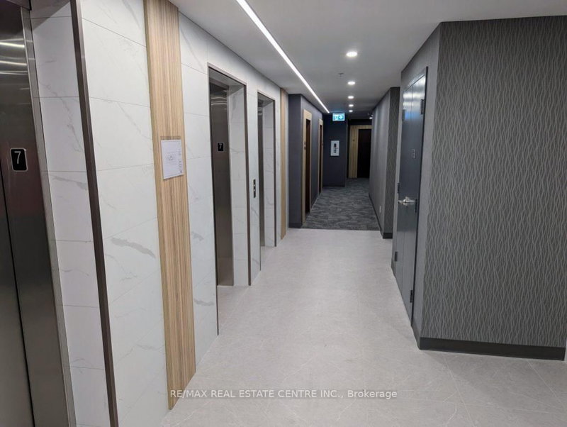 713 - 60 FREDERICK St, Kitchener, N2H 0C7 | Image 2