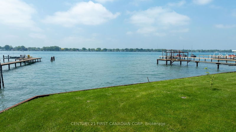 3875 St Clair Pkwy  Lambton Shores, N0P 2H0 | Image 10