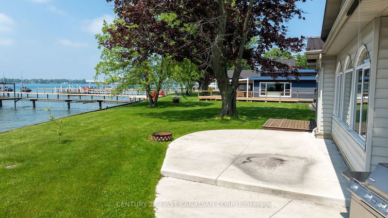 3875 St Clair Pkwy  Lambton Shores, N0P 2H0 | Image 11