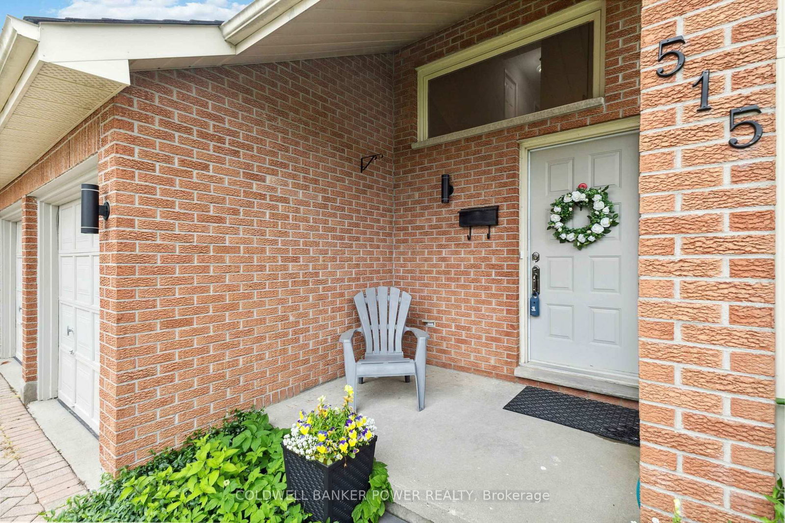 Listing Image 4