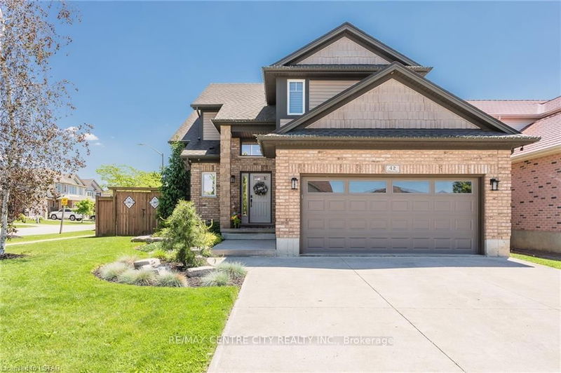 home for sale on 42 WATSON Crescent
