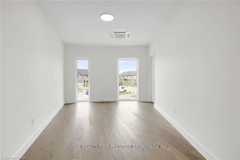  121 - 2082 LUMEN Dr  London, N6K 0L3 | Image 18