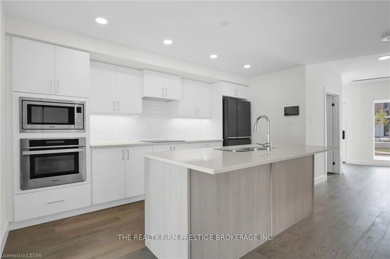  121 - 2082 LUMEN Dr  London, N6K 0L3 | Image 8