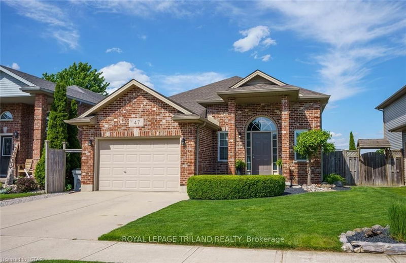 home for sale on 47 WILLOW Crescent