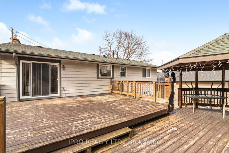 75 Hanover Pl  Hamilton, L8K 5X7 | Image 18