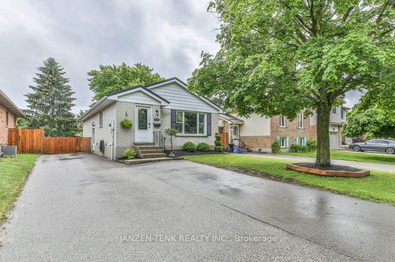 home for sale on 129 Dufferin Street