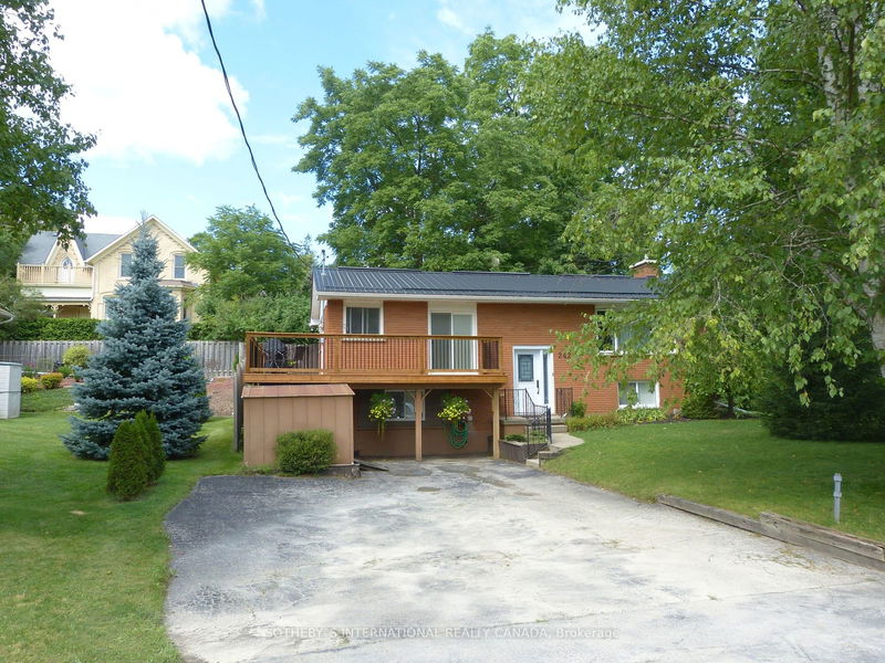 home for sale on 242 Saddler Street E